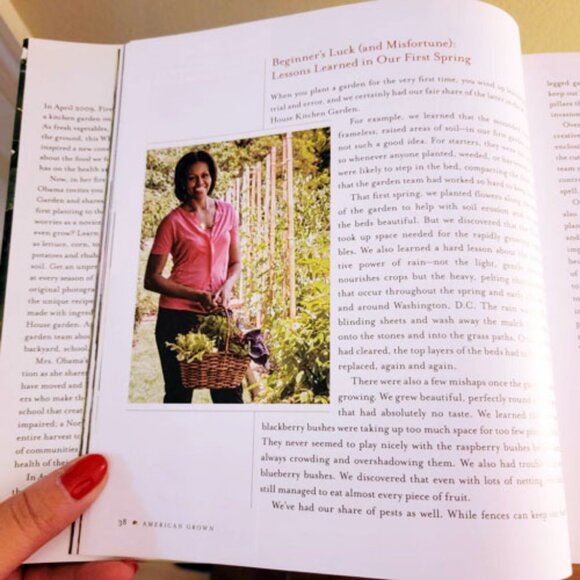 2 Michelle Obama Books 1st Ed Becoming American Grown Kitchen Grown First Lady - Picture 10 of 15